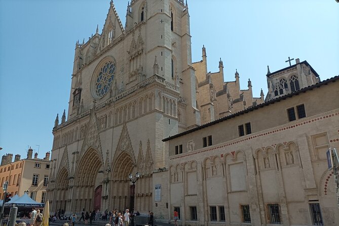 Private guided tour of Lyon - 3 to 4 hours - Flexibility and Customization to Match Your Interests