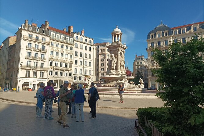 Private guided tour of Lyon - 3 to 4 hours - Expert Guidance with a Passionate Local Guide