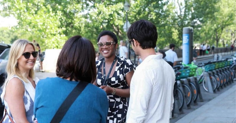 Private Guided Tour of Notre Dame Island and Cathedral Visit - Key Points
