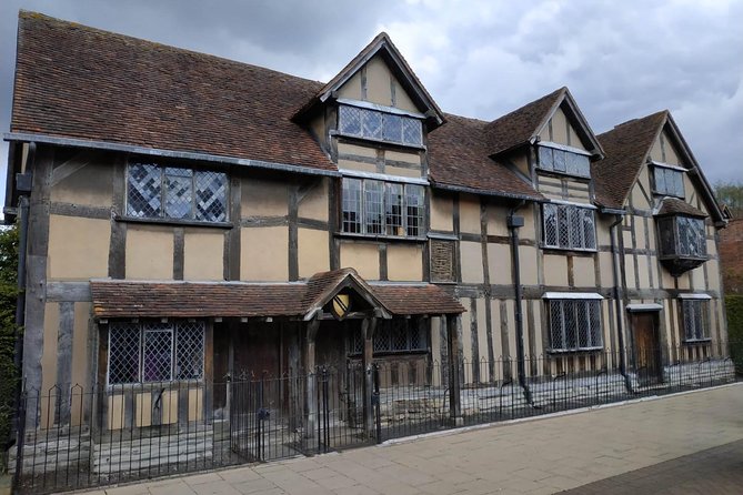 PRIVATE Guided tour of Shakespeare's Stratford Upon Avon - The Unique Value of a Private Guided Experience