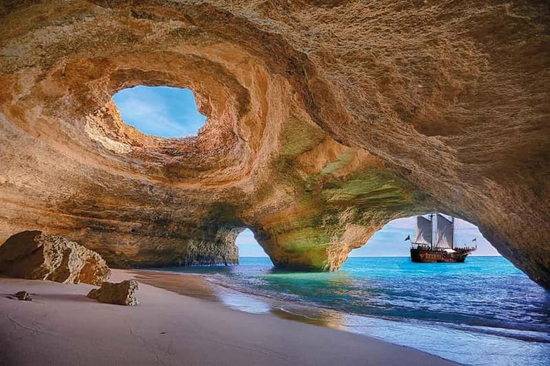 Private guided tour to Algarve,Benagil cave from Lisbon - Logistics and Practical Details