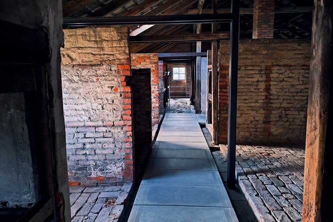 Private Guided Tour to Auschwitz & Birkenau from Krakow - Why Choose This Tour? The Benefits and Considerations