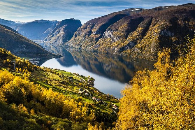 Private guided tour to Oslo - Nærøyfjord Cruise & Flåm Railway - Discover Norway’s Majestic Fjords and Scenic Railways on a Private Tour