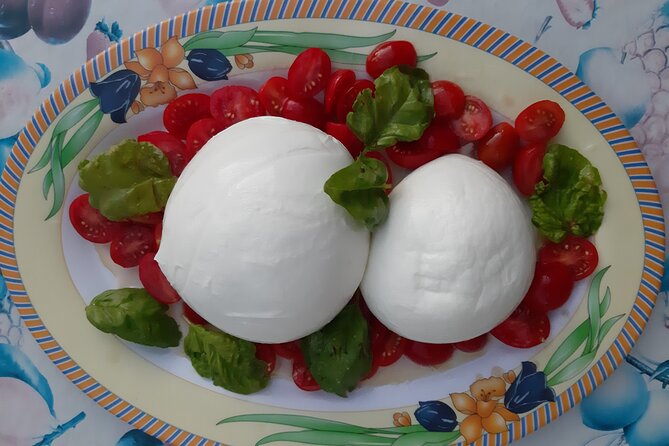 Private Guided Tour Visit Marvelous Naples as if you were a Neapolitan - Key Points