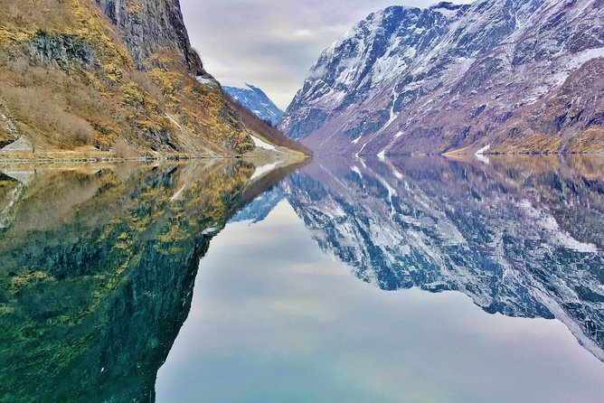 PRIVATE GUIDED TOUR: World Heritage Fjord Landscape tour, from Flåm, OFF-SEASON - Exploring the Viking Town and UNESCOs Nærøyfjord