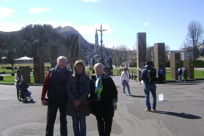 Private guided tours of Lourdes / Walking tour - Meet Your Guide at the Heart of Lourdes