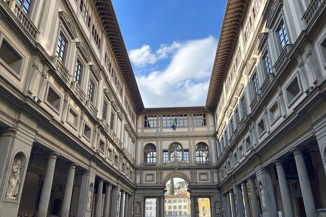 Private Guided Visit of Florence Santa Maria Novella Basilica and its Officina Profumo Farmaceutica - Discover the Green Cloister and Paolo Uccello’s Frescoes