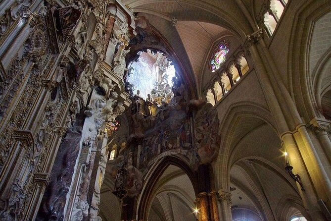 Private: Guided visit to the Toledo Cathedral - Ease of Logistics and Accessibility
