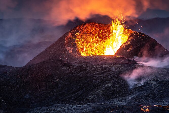 Private Guided Volcano Hike Iceland - Comfortable Return to Reykjavik