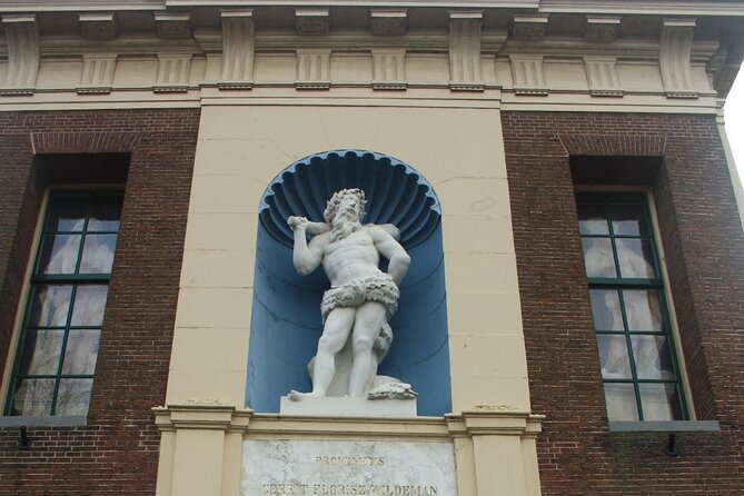 Private Guided Walking Tour in Alkmaar - The Lively Mient Square