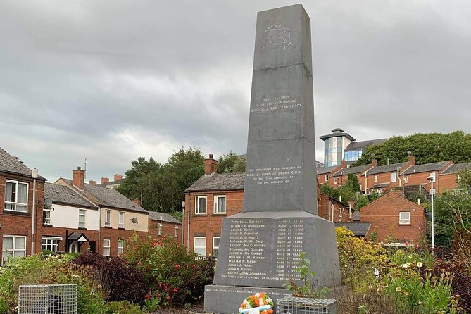 Private Guided Walking Tour in Derry City - Starting Point at the Guildhall in Derry