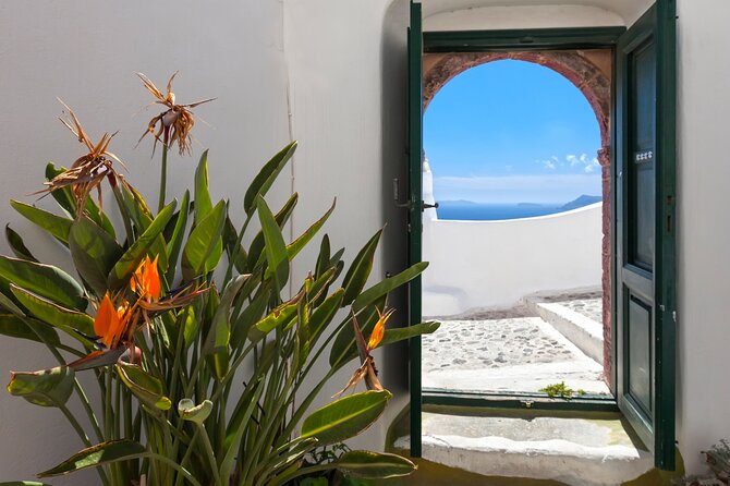 Private Half day - Best of Santorini and Wine Tasting tour - Discovering Pyrgos Kallistis: The Old Capital