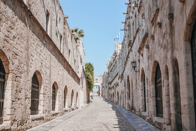 Private Half Day Guided Tour to Rhodes New and Old Town - The Old Town of Rhodes: Walking Through Medieval Splendor