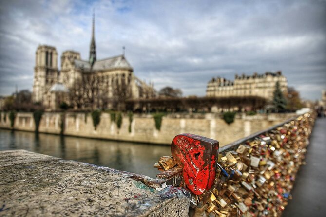 Private Half Day Historic Tour - Walking the Heart of the Jewish Quarter on Rue des Rosiers