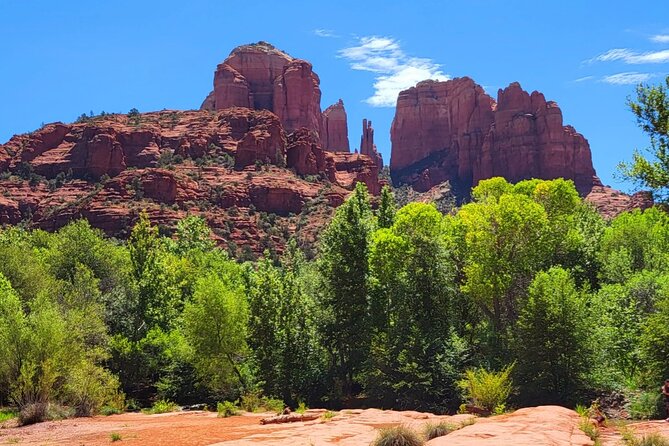 Private Half-Day Sedona Sightseeing Tour from Flagstaff or Sedona - Exploring Tlaquepaque Arts & Shopping Village