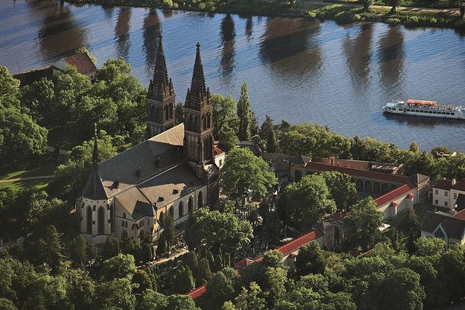 Private Half-Day Sightseeing Tour in Prague - Modern Architecture: Dancing House by the Vltava River