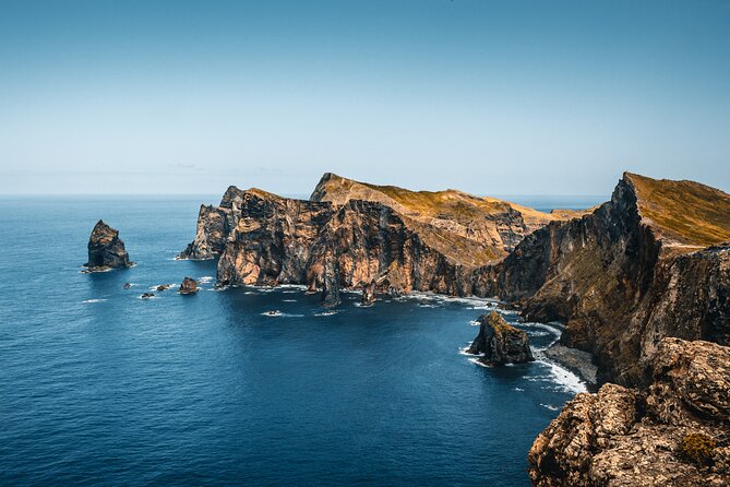 Private Half day tour around Madeira Island - Discovering Baia de Camara de Lobos