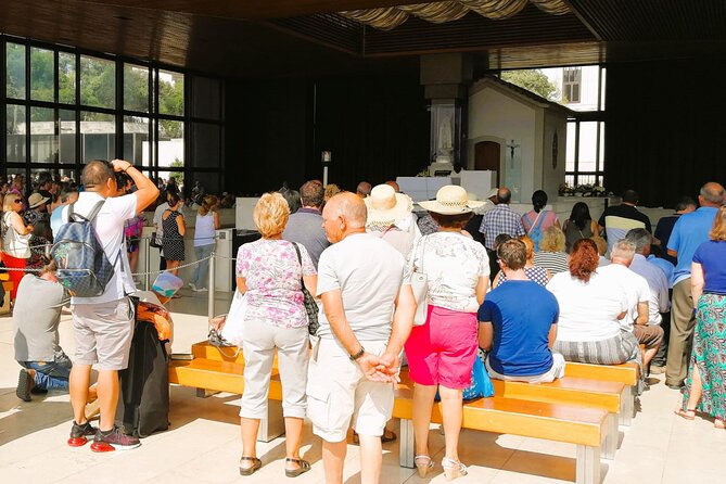 Private half-day tour from Lisbon to Fatima - Visiting the Parish Church of Fátima and Its Role