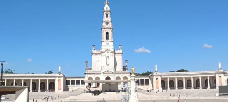 Private half-day tour of Fatima and the shepherds' village - Managing Your Time and Attending Mass