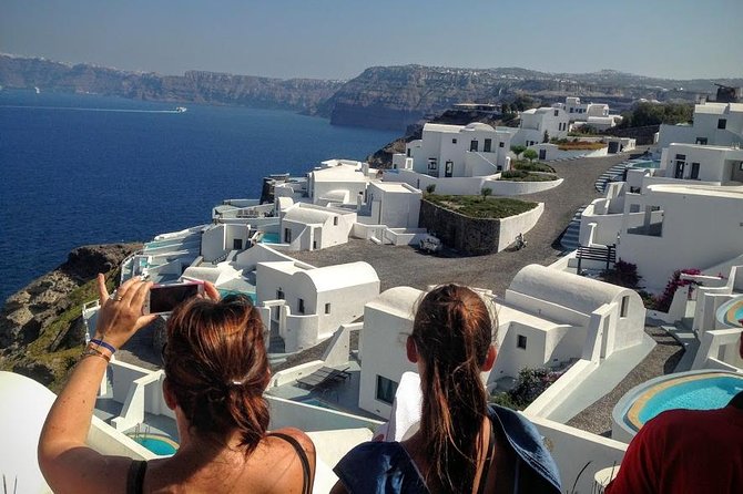 Private Half Day Tour of Santorini's South Side - Akrotiri Archaeological Site: A Window into Minoan Life