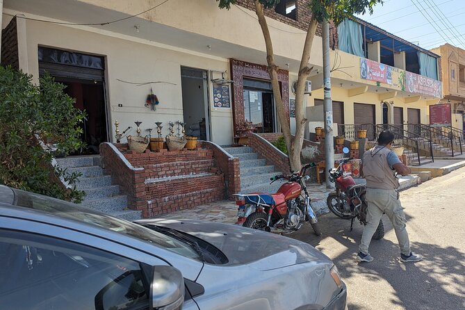 Private Half Day Tour West Bank of the Nile Luxor Egypt - The Colossi of Memnon: A Photogenic Landmark