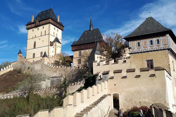 Private Half-Day Trip From Prague to Karlstejn Castle - Pickup and Transportation in a Luxury Vehicle