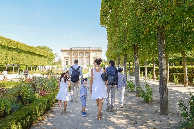 Private Half-Day Trip to Versailles from Paris with Macarons - Discover Versailles with a Private Half-Day Tour from Paris