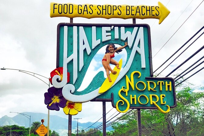 Private Hawaii Pearl Harbor Tours and North Shore (up to 12 people ) - Strolling through Haleiwa Town Center