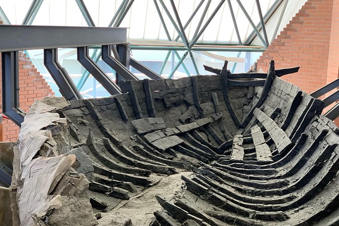 Private Herculaneum Guided Tour with an Archeologist - The Role of the Archaeologist Guide