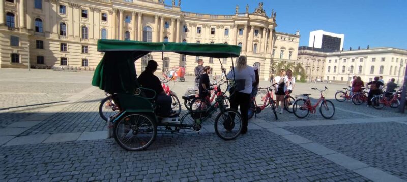 Private Highlights 1 Rickshaw +(E) bikes, E-rollers up to 6 - Why Choose This Tour Over Others?