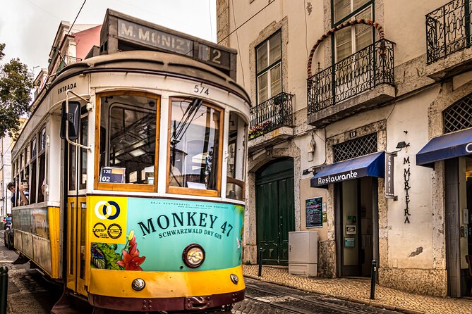 Private Highlights Photography Tour in Lisbon - Key Points