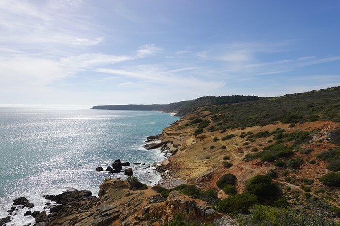 Private Hiking Tour along the last wild side of the south coast - Food and Refreshments: Picnic and Local Flavors