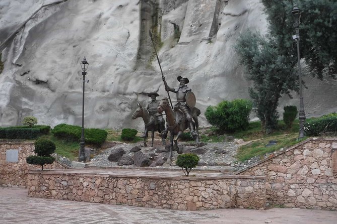Private History & City Walking Tour of Guanajuato - The Romantic Charm of Callejon del Beso