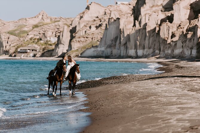 Private Horse Riding Experience in Santorini - Discover the Intimate Horseback Ride in Santorini for Couples