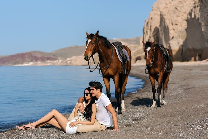 Private Horse Riding Experience in Santorini - Meeting Point and Accessibility