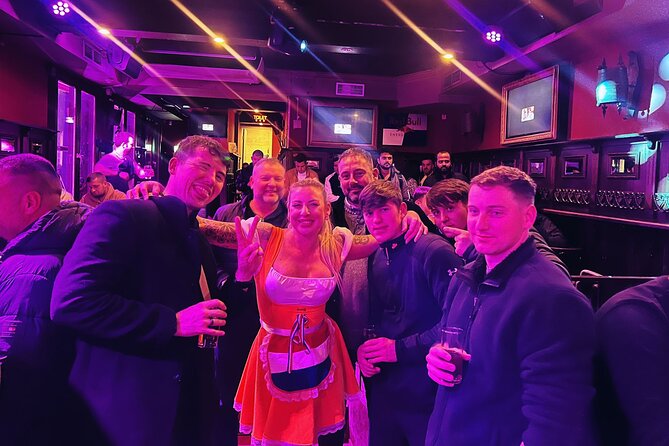 Private Hostess Bar Tour in Amsterdam Red Light District (3h) - Discover the Excitement of the Amsterdam Red Light District with a Private Bar Tour
