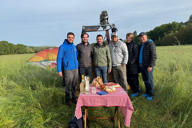 Private Hot Air Balloon flight in Tuscany from Chianti area - The Landing and Prosecco Celebration in a Tuscan Setting