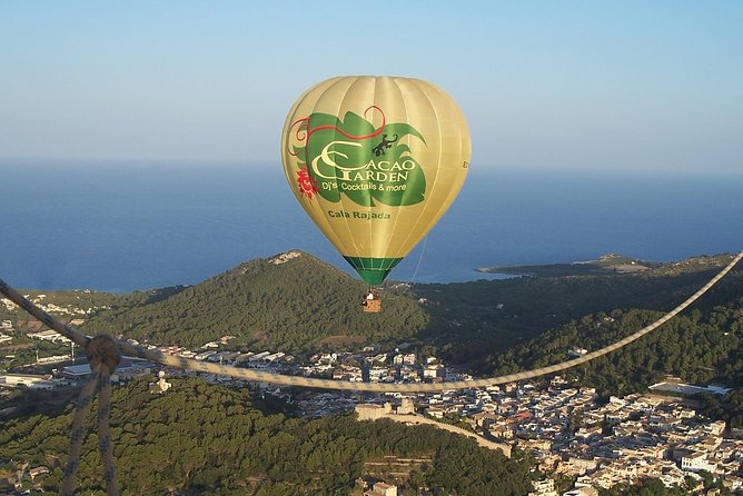 Private Hot Air Balloon Ride in Mallorca with Champagne and Snacks - Key Points