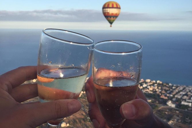 Private Hot Air Balloon Ride in Mallorca with Champagne and Snacks - Safety and Professionalism: Confidence in Experienced Guides