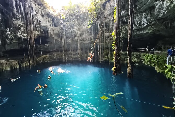 Private Instagram Cenotes Tour with Professional Photography - Convenient Meeting Point and Flexible Timing