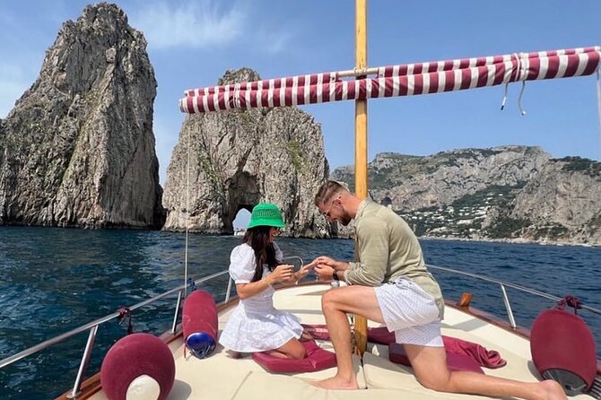 Private Island of Capri Boat Tour for Couples - The Review Highlights and Feedback