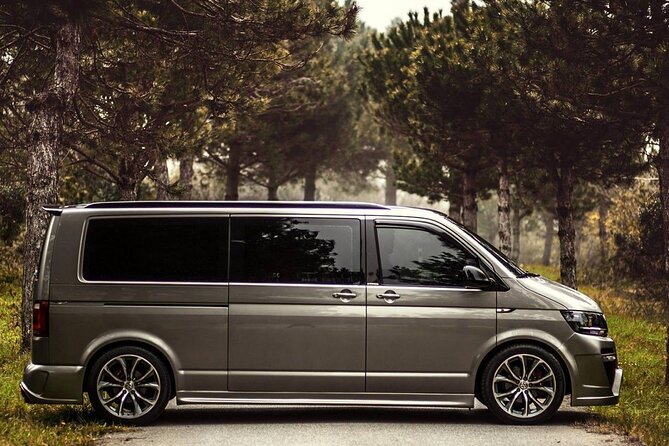 Private Istanbul Airport Transfer to City Center - Efficient and Comfortable Istanbul Airport Transfer for Up to 6 People
