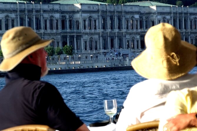 Private Istanbul Combo Tour - Classic Old City and Bosphorus Cruise - Using Public Transportation for an Authentic Local Feel