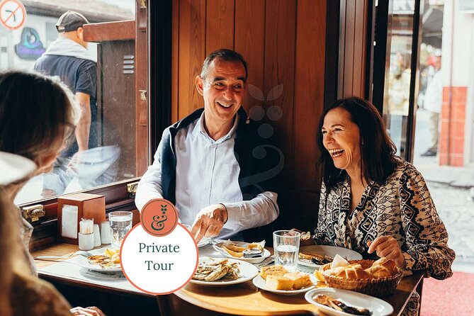 PRIVATE ISTANBUL FOOD TOUR & Hidden Pearls of the old city - Passing Iconic Istanbul Landmarks