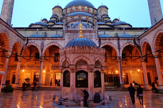 Private Istanbul Old City Tour - Exploring Sultanahmet Square and Its Monuments