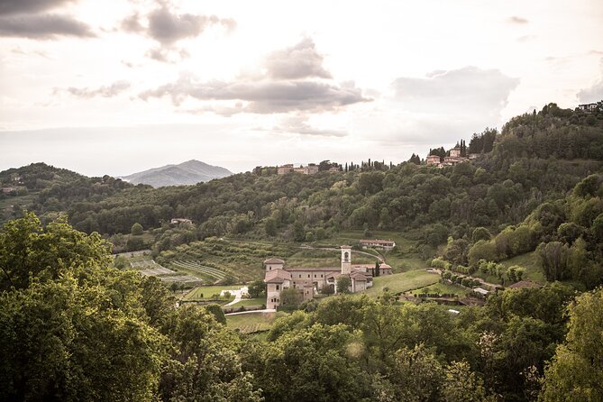 Private Italian lessons in Bergamo - Exploring Bergamo’s Historic Districts on Foot