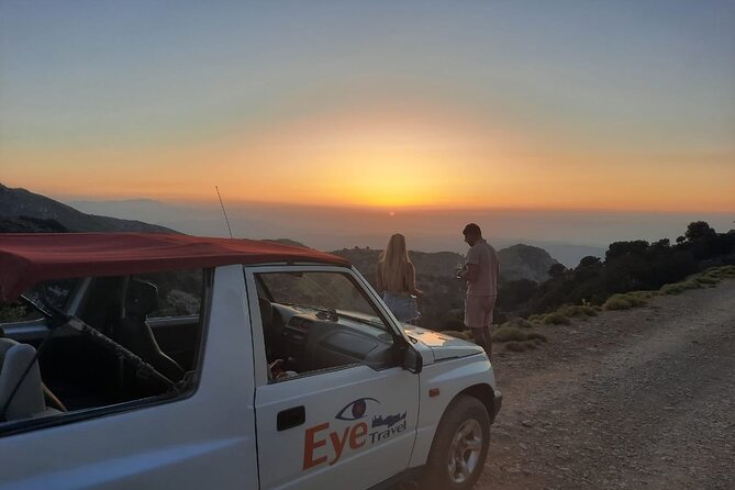 PRIVATE Jeep Safari 4x4 SUNSET with Dinner in Mountains CRETE - Key Points