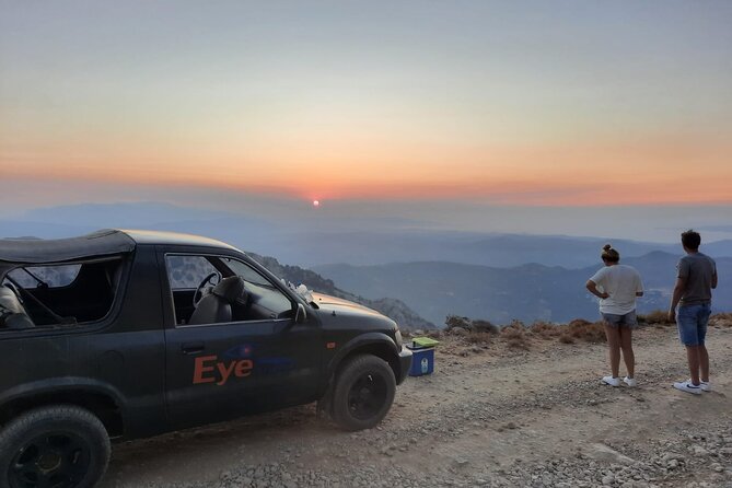 PRIVATE Jeep Safari 4x4 SUNSET with Dinner in Mountains CRETE - All-Inclusive Features and Practical Details