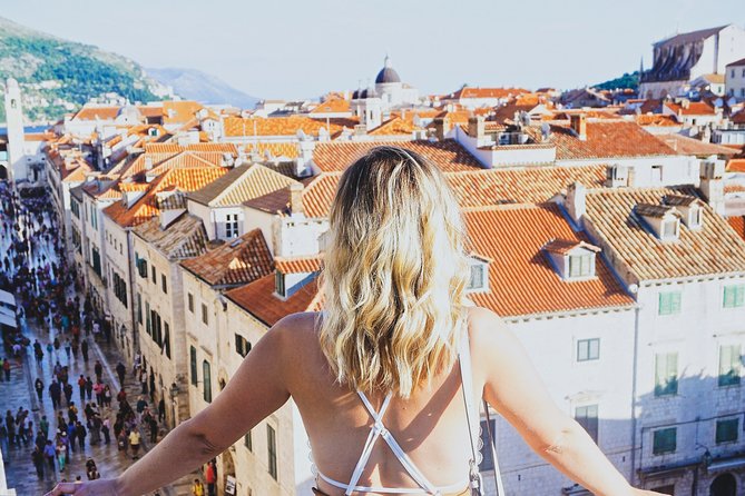 Private Jewish Heritage Walking Tour in Dubrovnik with Local Expert - The Guide’s Expertise and Storytelling Style