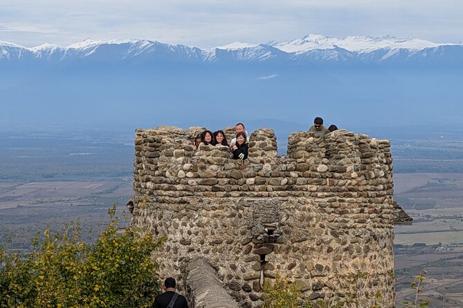 Private Kakheti Tour organic Wine Tasting with Lunch - Scenic Walk along Sighnaghi City Walls